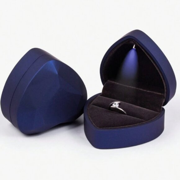 Jewelry Ring Gift Box Led Lighted Heart Gift Display Box Gold Red or Blue - Picture 5 of 5